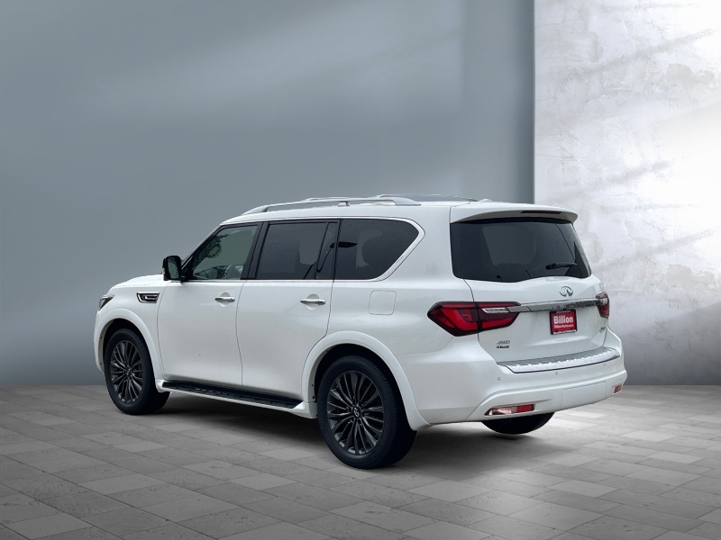 2024 INFINITI QX80