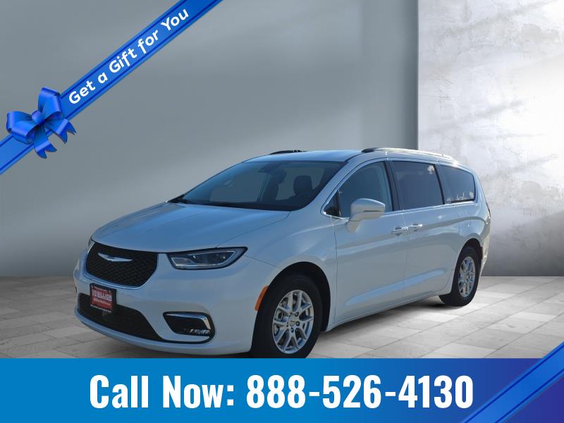 Used 2022 Chrysler Pacifica Touring L Vans