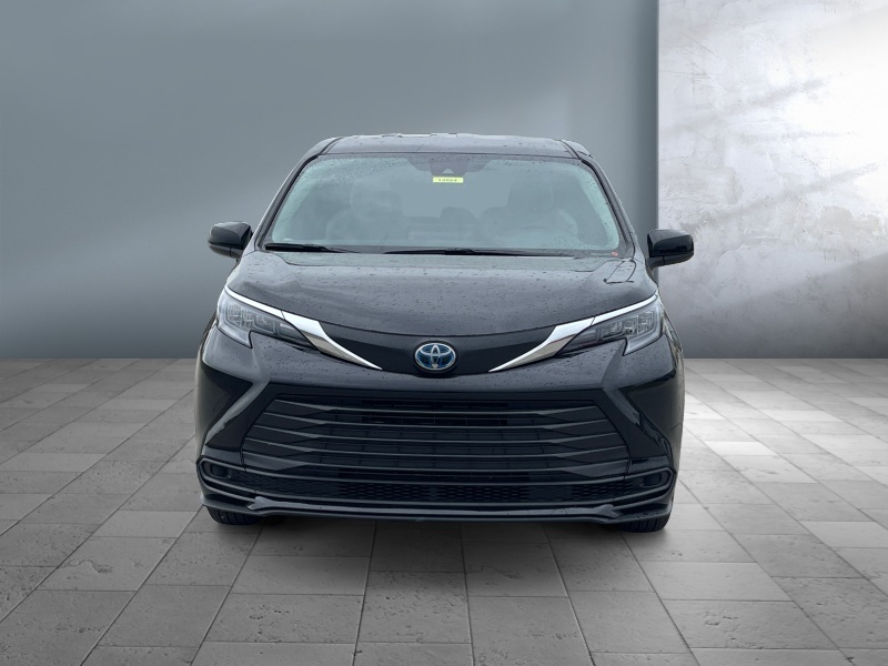 2025 Toyota Sienna