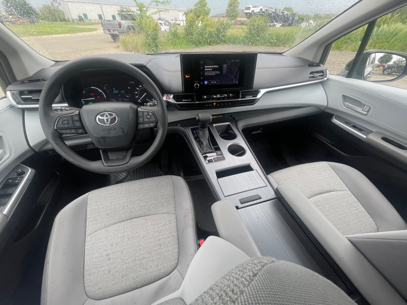 2025 Toyota Sienna