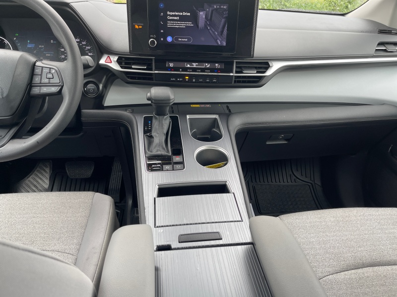 2025 Toyota Sienna