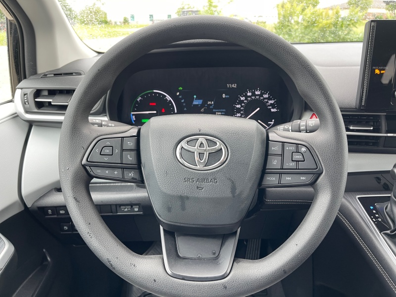 2025 Toyota Sienna