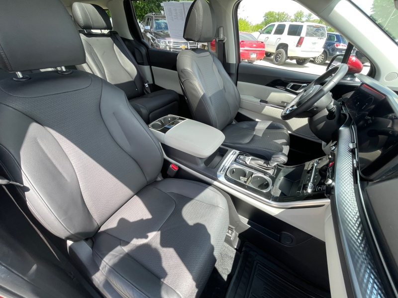 2024 Kia Carnival