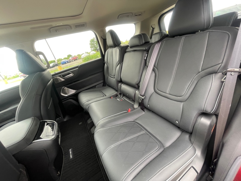 2025 INFINITI QX80