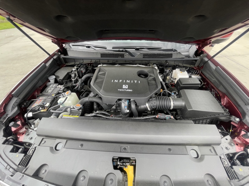 2025 INFINITI QX80