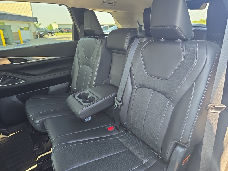 2025 INFINITI QX60