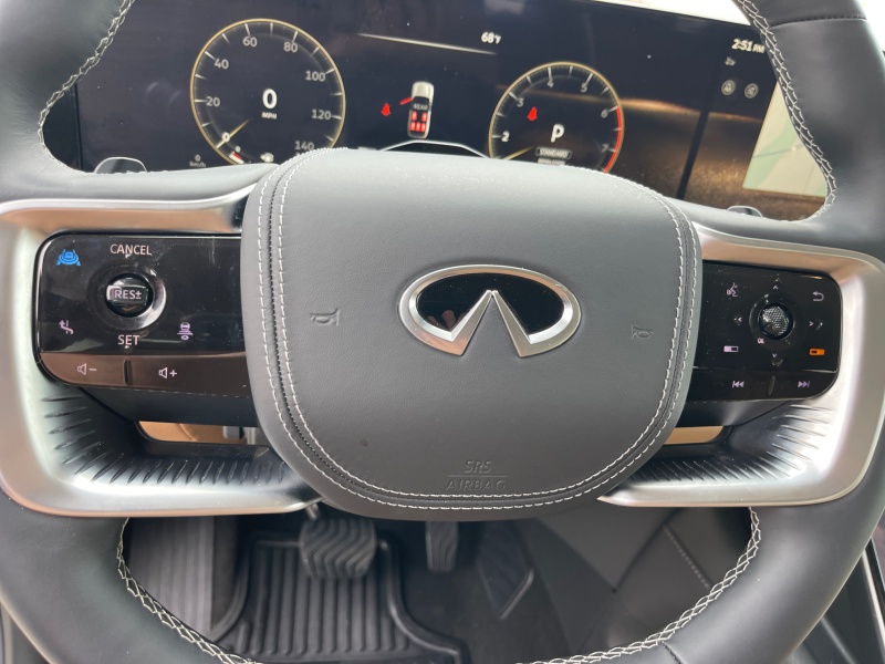 2025 INFINITI QX80