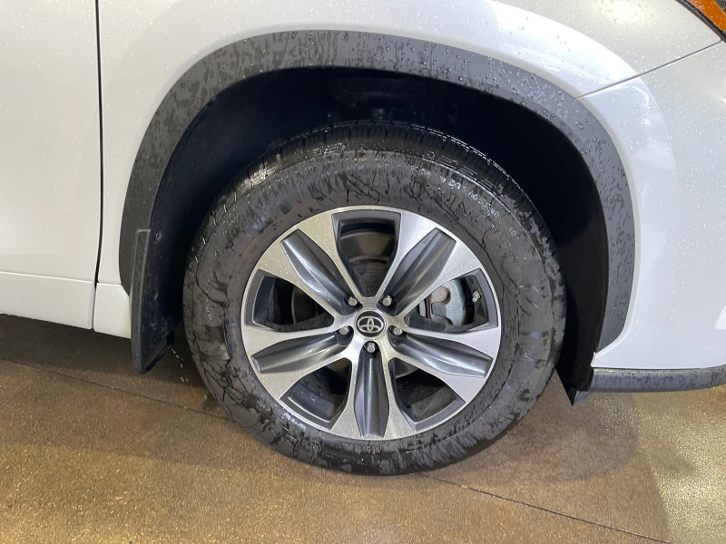 2024 Toyota Highlander