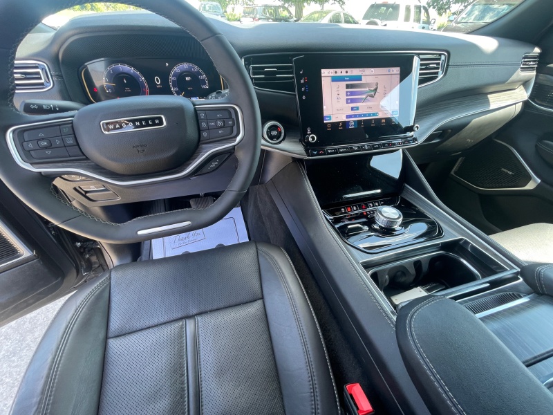 2024 Jeep Wagoneer L