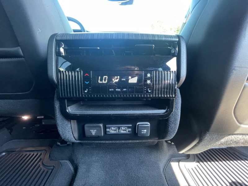 2024 Jeep Wagoneer L