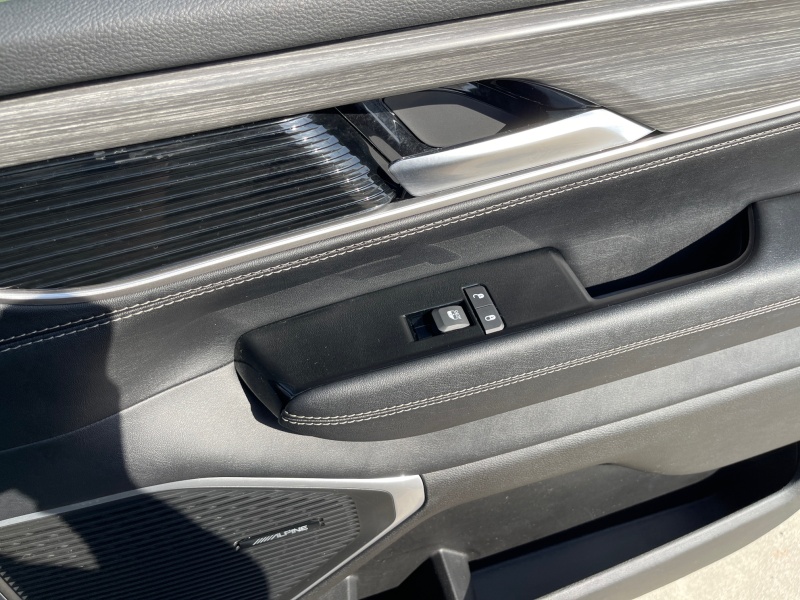 2024 Jeep Wagoneer L