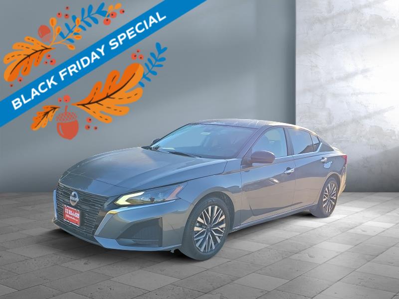 Used 2025 Nissan Altima SV Car