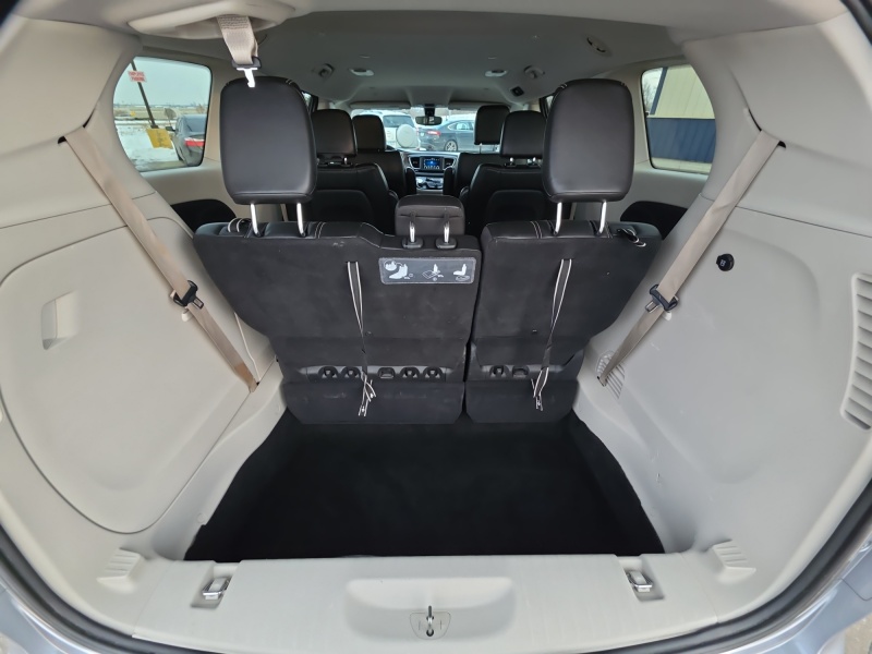 2020 Chrysler Voyager