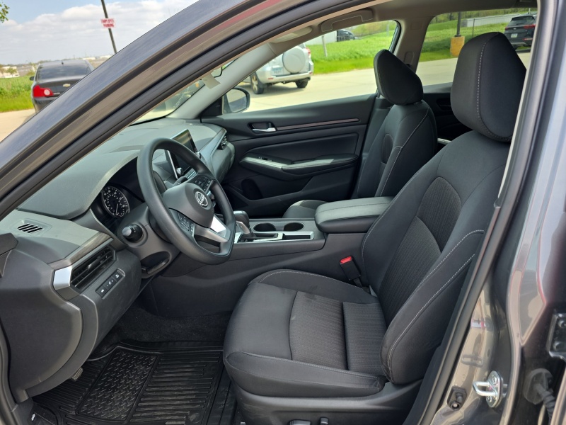 2025 Nissan Altima