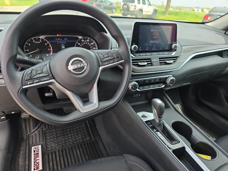 2025 Nissan Altima