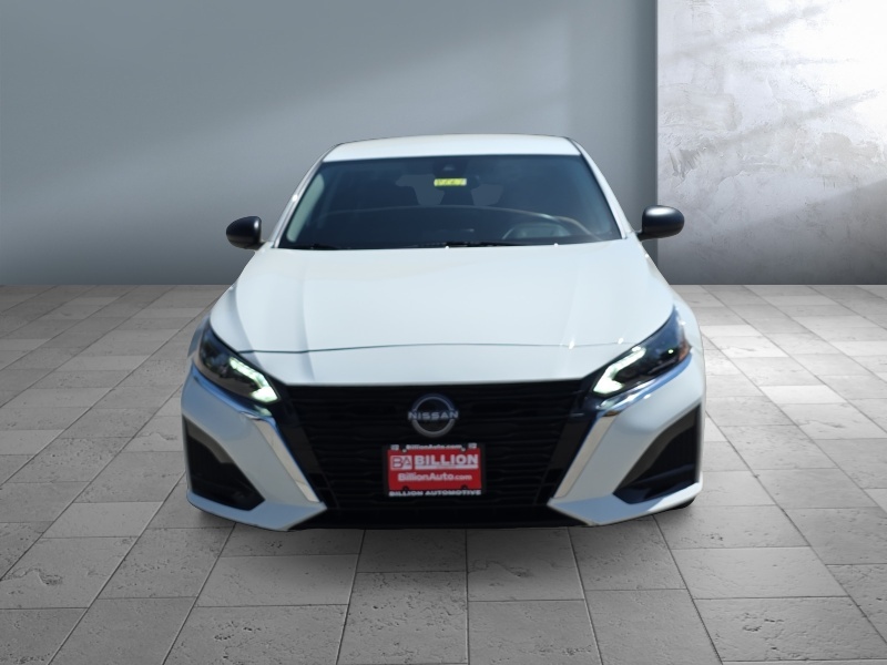 2025 Nissan Altima