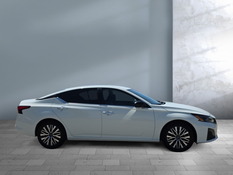 2025 Nissan Altima