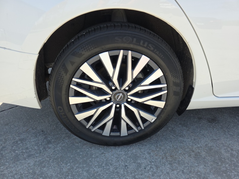 2025 Nissan Altima