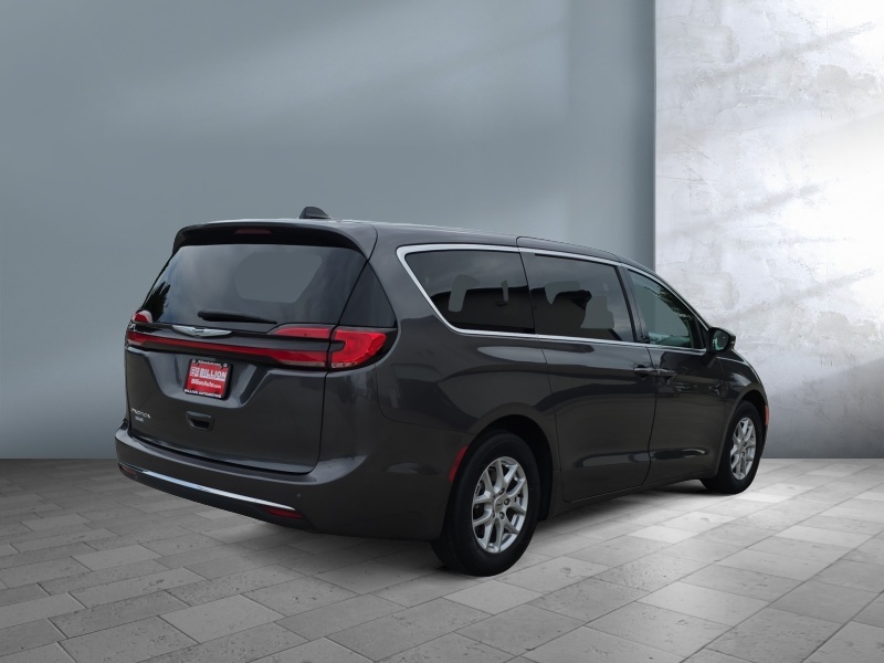 2023 Chrysler Pacifica