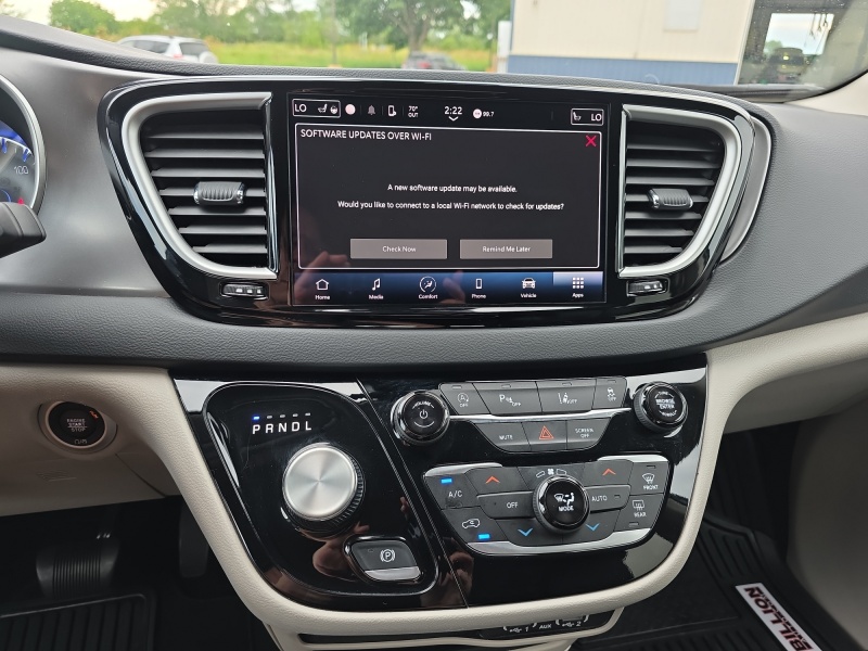 2023 Chrysler Pacifica