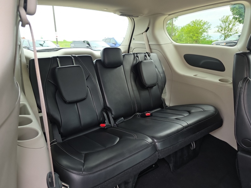 2023 Chrysler Pacifica