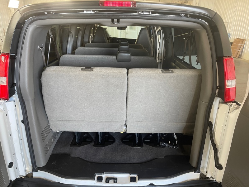 2025 Chevrolet Express Passenger