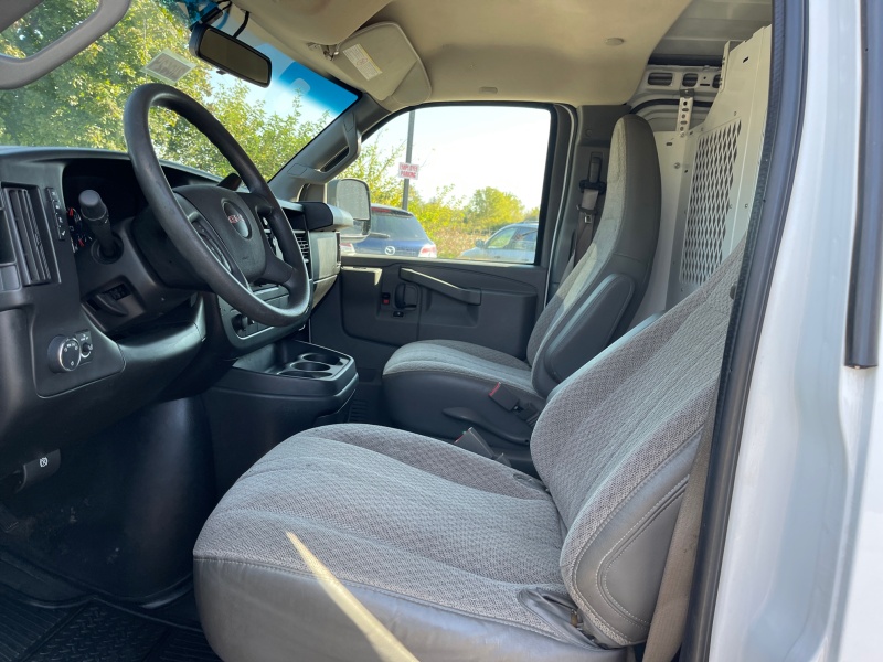 2019 GMC Savana Cargo Van