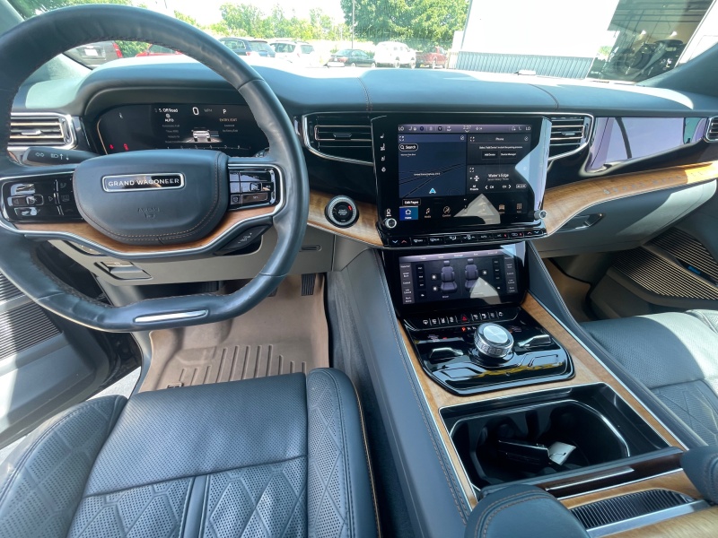 2022 Jeep Grand Wagoneer