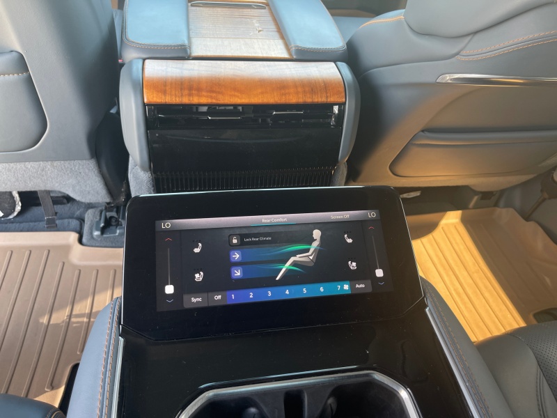 2022 Jeep Grand Wagoneer