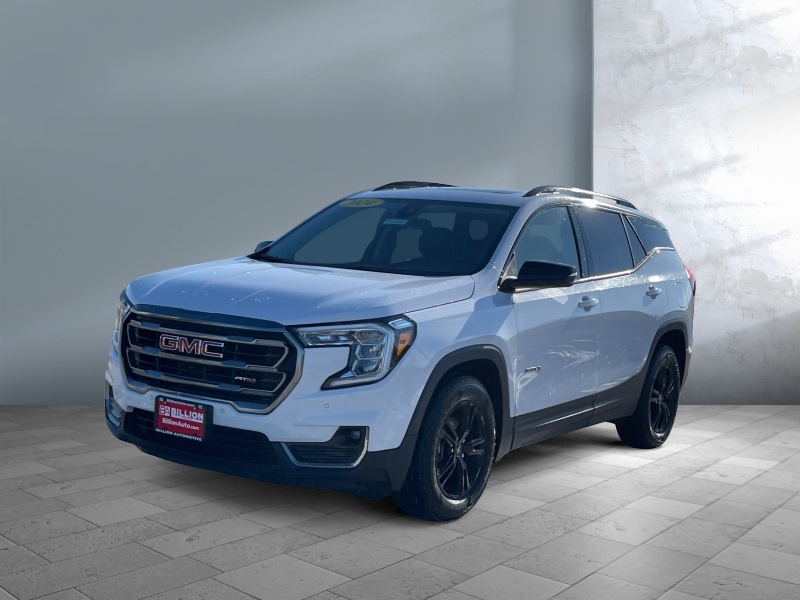 Used 2024 GMC Terrain AT4 Crossover