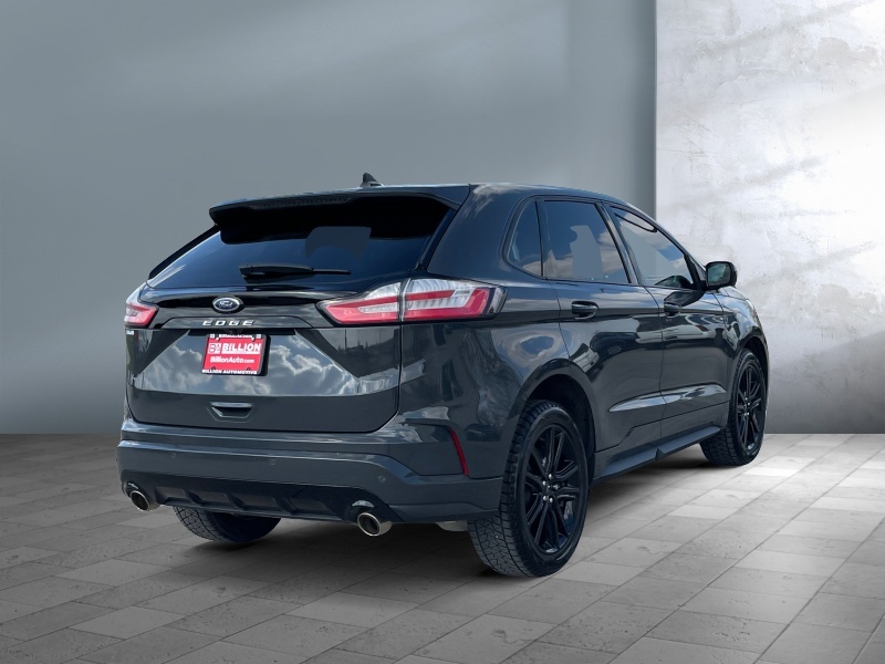 2021 Ford Edge