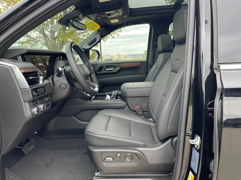 2025 GMC Yukon XL