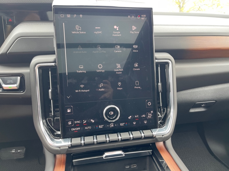 2025 GMC Yukon XL
