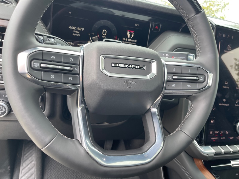 2025 GMC Yukon XL