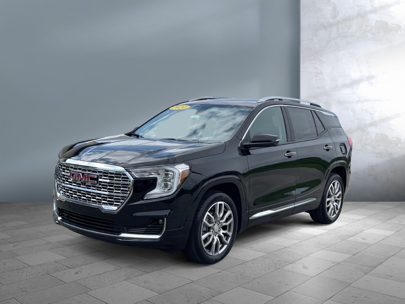 Used 2024 GMC Terrain Denali Crossovers