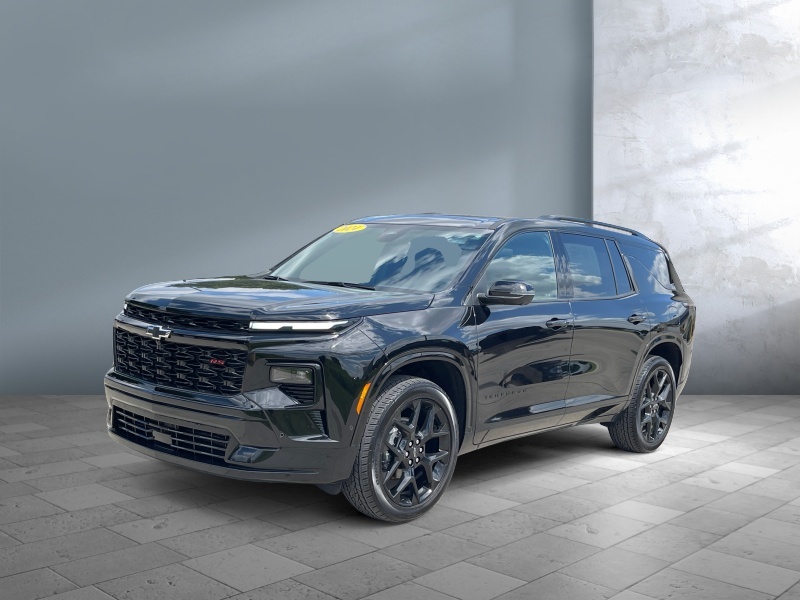 Used 2024 Chevrolet Traverse RS Crossovers