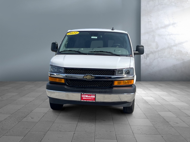 2024 Chevrolet Express Passenger