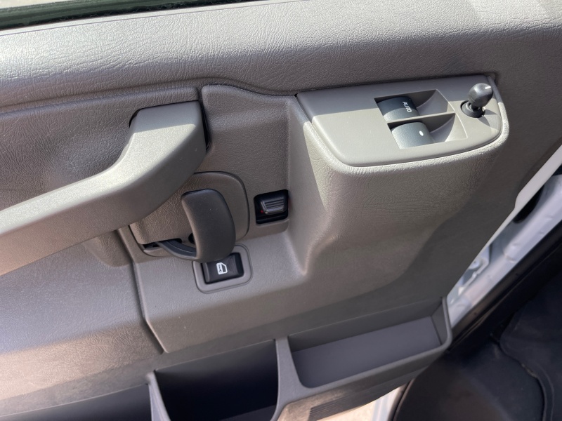 2024 Chevrolet Express Passenger