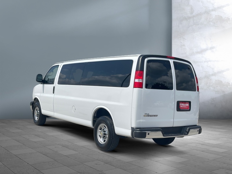 2024 Chevrolet Express Passenger
