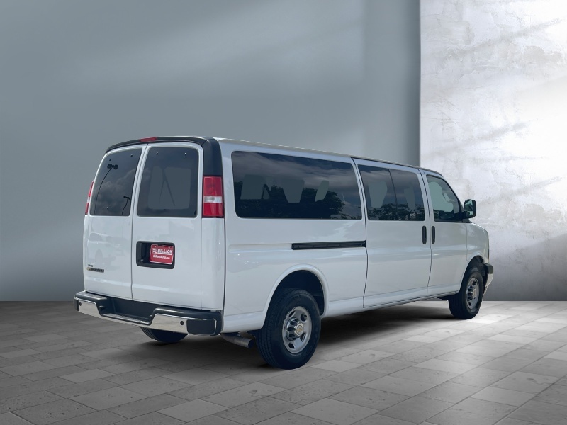 2024 Chevrolet Express Passenger