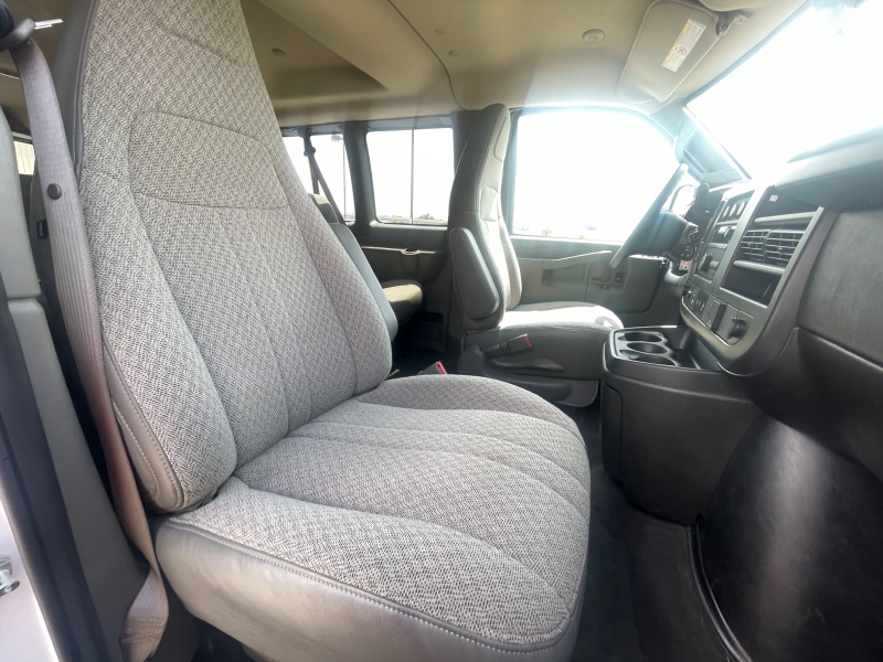 2024 Chevrolet Express Passenger