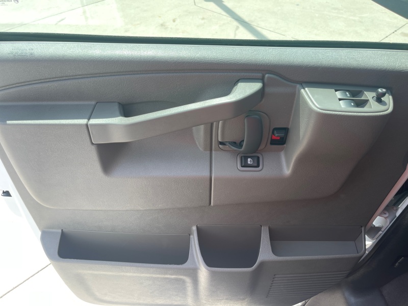 2024 Chevrolet Express Passenger