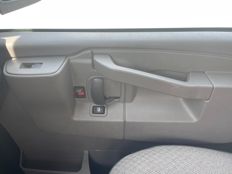 2024 Chevrolet Express Passenger