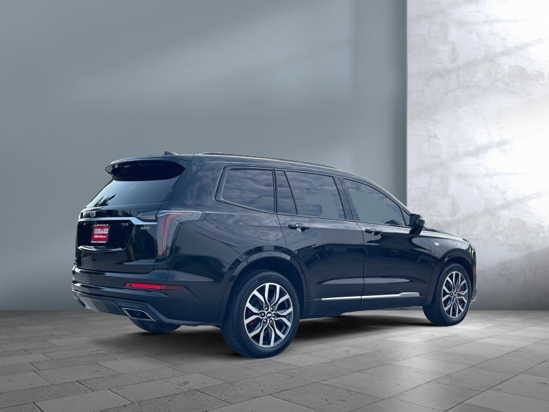 2023 Cadillac XT6