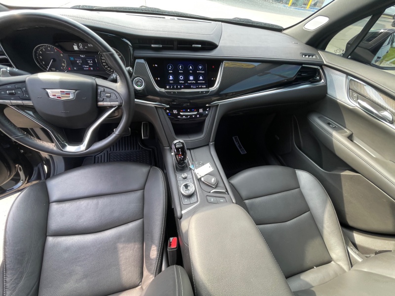 2023 Cadillac XT6