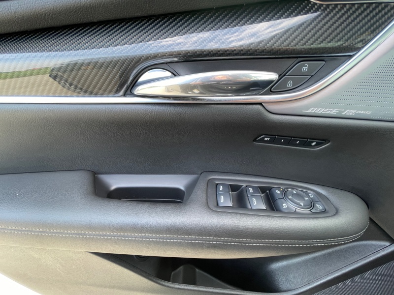 2023 Cadillac XT6