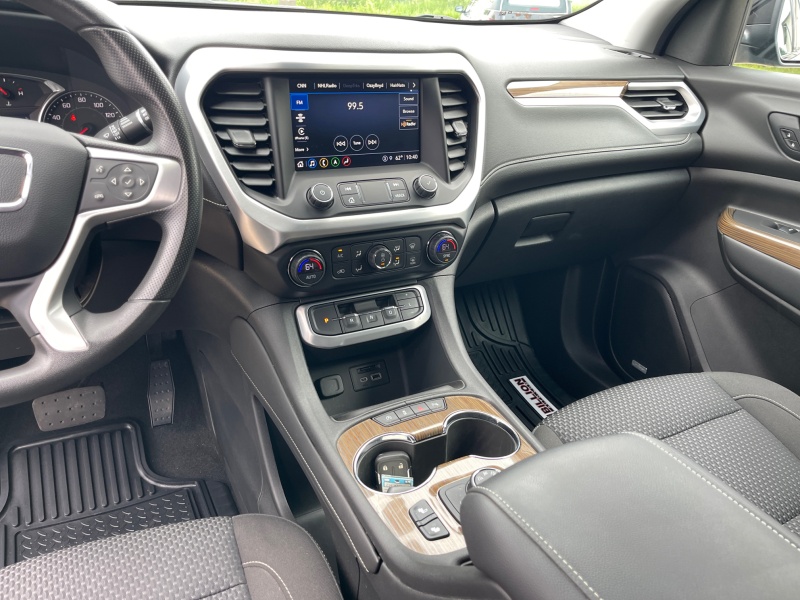 2021 GMC Acadia