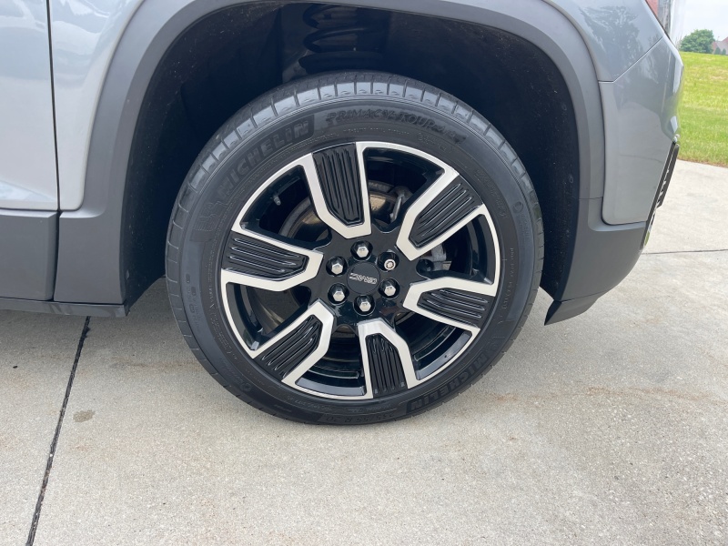 2021 GMC Acadia