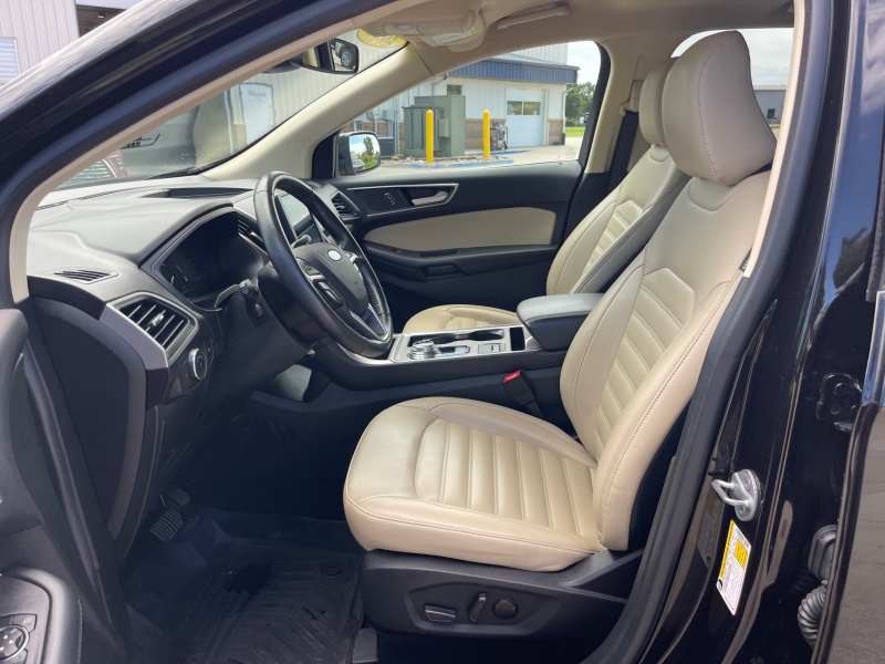 2023 Ford Edge