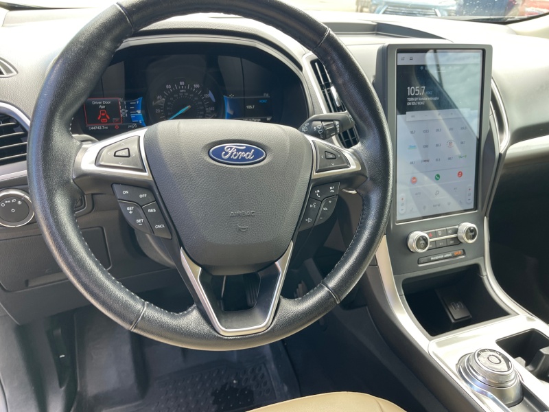 2023 Ford Edge